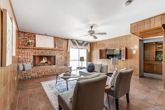 835 Fabulous, San Antonio, TX 78216
