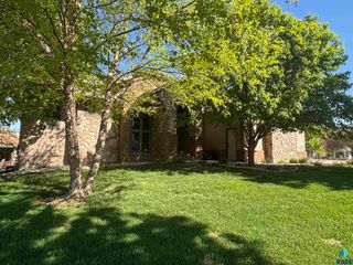 1325 W Wicklow Ct Court, Sioux Falls, SD 57108