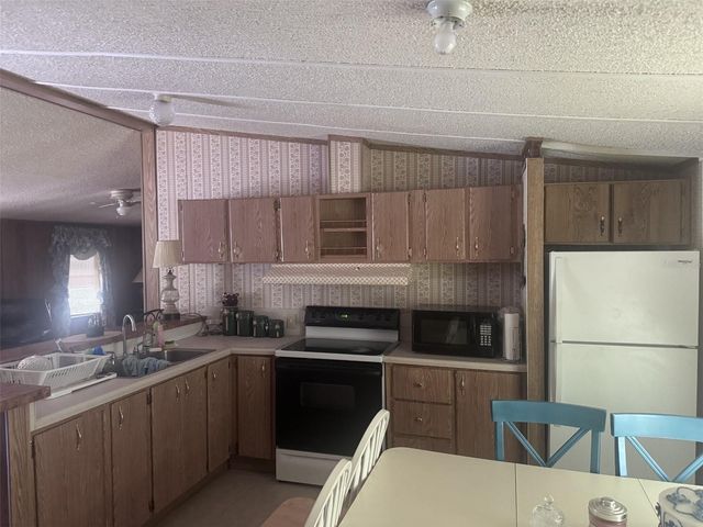20050 RUTH STREET, Brooksville, FL 34601