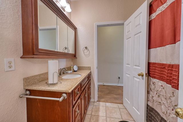 5248 Fm 457, Bay City, TX 77414