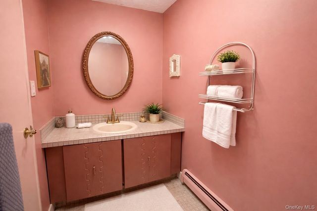 15 Palm Street, Selden, NY 11784