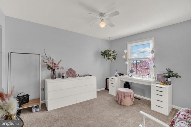 103 OVERVIEW CIR E, Red Lion, PA 17356