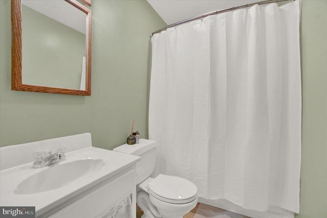 103 OVERVIEW CIR E, Red Lion, PA 17356