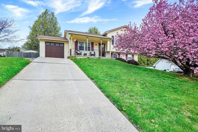 103 OVERVIEW CIR E, Red Lion, PA 17356