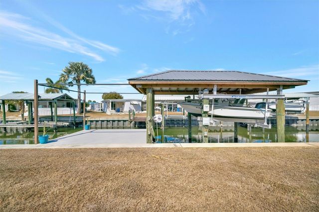 129 E SAINT LUCIA LOOP, Apollo Beach, FL 33572