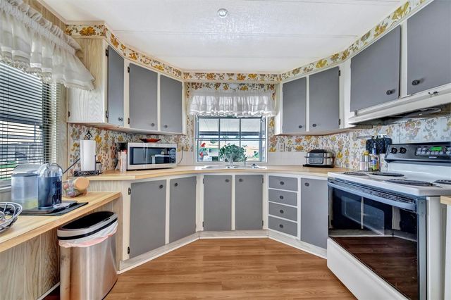 129 E SAINT LUCIA LOOP, Apollo Beach, FL 33572