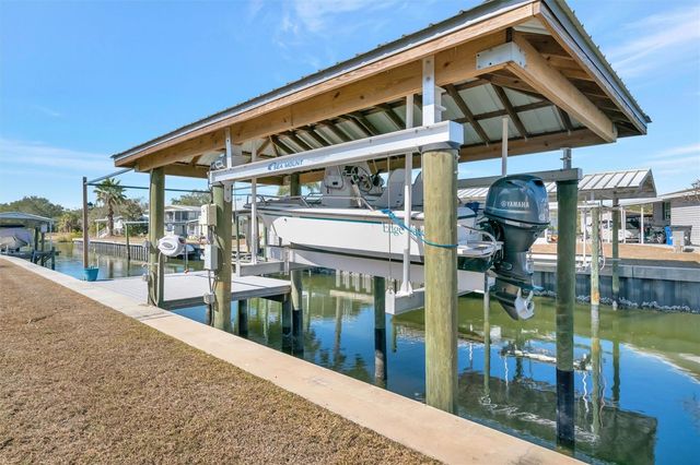 129 E SAINT LUCIA LOOP, Apollo Beach, FL 33572