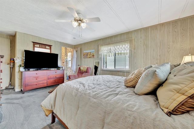 129 E SAINT LUCIA LOOP, Apollo Beach, FL 33572