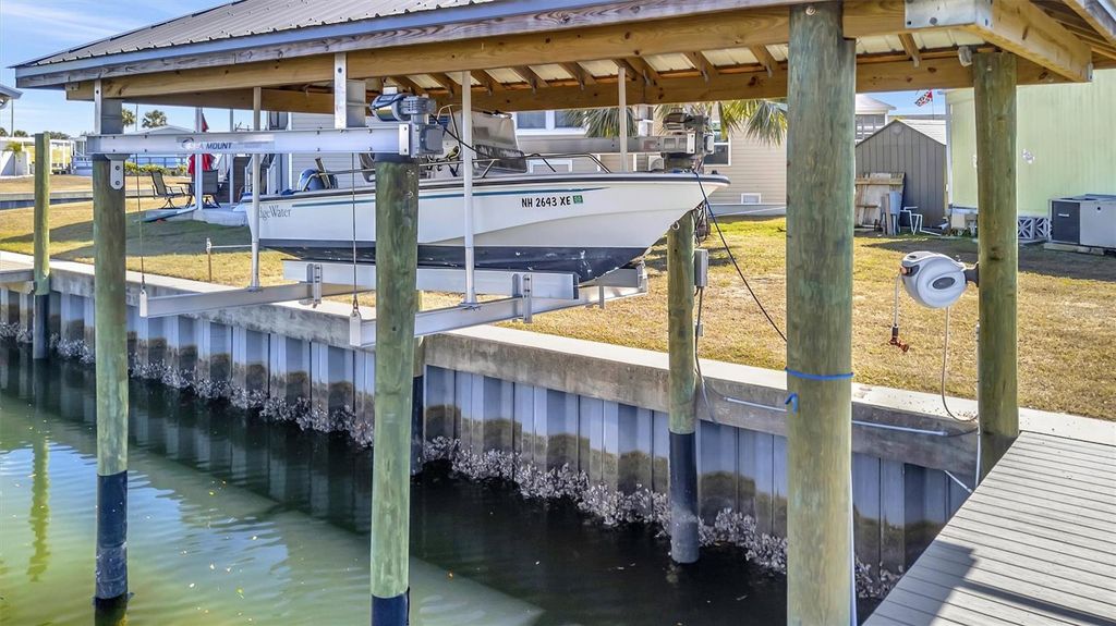 129 E SAINT LUCIA LOOP, Apollo Beach, FL 33572