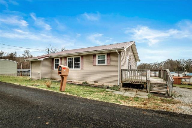 90 Cowbell Avenue, Williamsburg, KY 40769