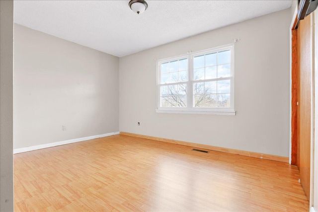 90 Cowbell Avenue, Williamsburg, KY 40769