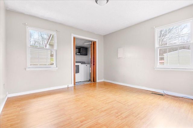 90 Cowbell Avenue, Williamsburg, KY 40769