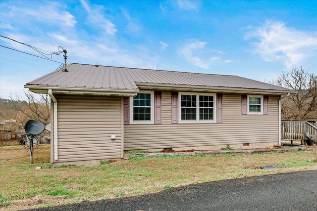 90 Cowbell Avenue, Williamsburg, KY 40769