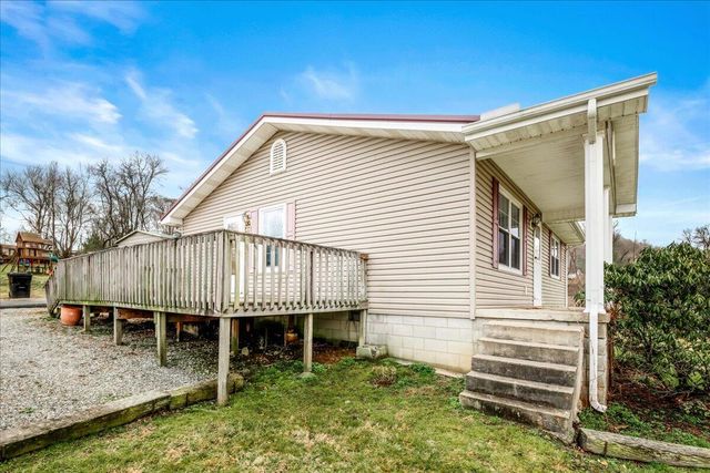 90 Cowbell Avenue, Williamsburg, KY 40769