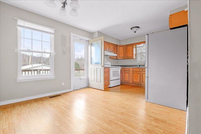 90 Cowbell Avenue, Williamsburg, KY 40769