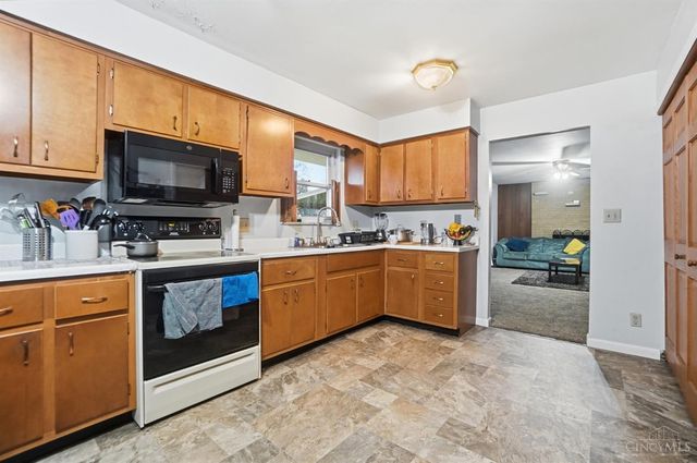 8738 Martz Paulin Road, Franklin Twp, OH 45005