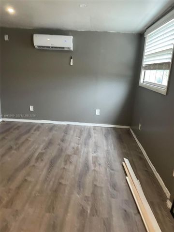 3XXX Jackson Blvd E, Fort Lauderdale, FL 33312