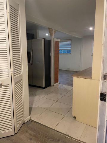 3XXX Jackson Blvd E, Fort Lauderdale, FL 33312