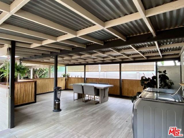 11673 Mississippi Avenue, Los Angeles, CA 90025