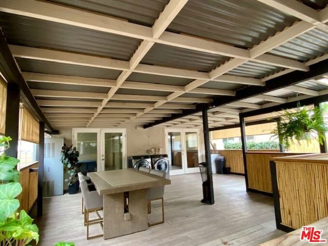 11673 Mississippi Avenue, Los Angeles, CA 90025
