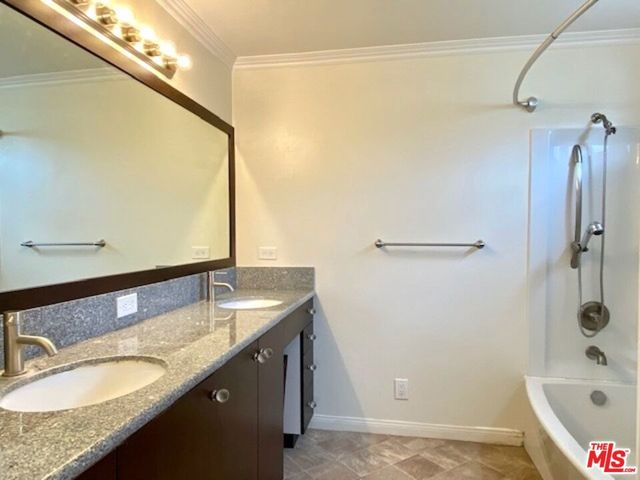 11673 Mississippi Avenue, Los Angeles, CA 90025