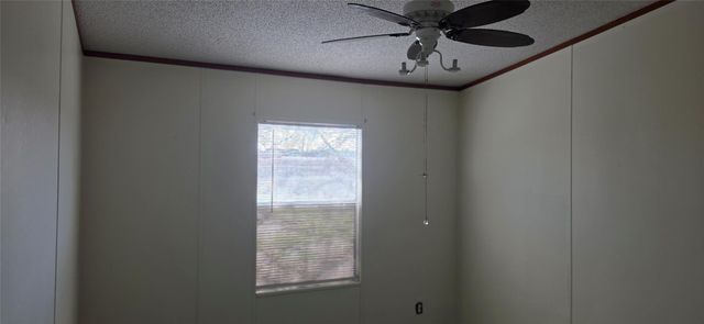 9338 E San Marcos Highway, Fentress, TX 78622