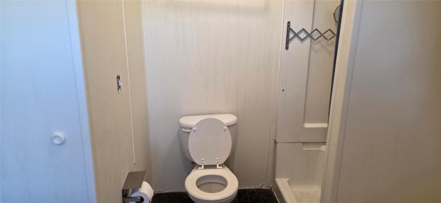 9338 E San Marcos Highway, Fentress, TX 78622