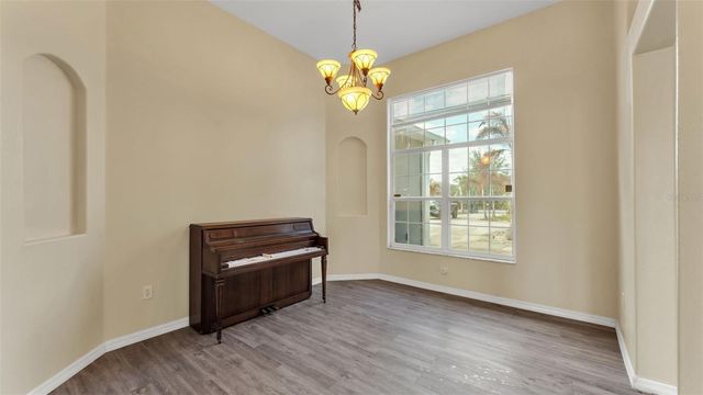 2664 COUNTRY CLUB ROAD N, Winter Haven, FL 33881