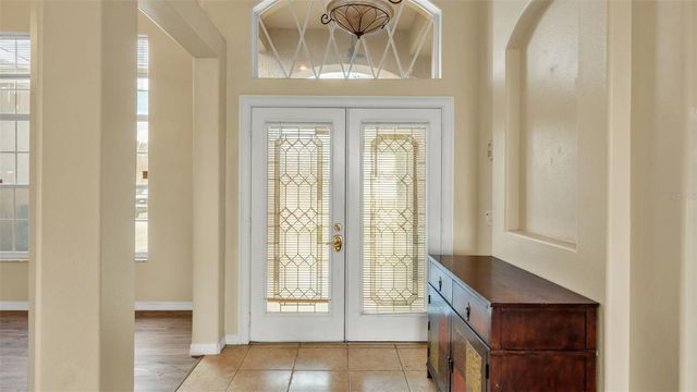 2664 COUNTRY CLUB ROAD N, Winter Haven, FL 33881