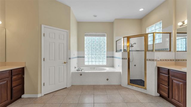 2664 COUNTRY CLUB ROAD N, Winter Haven, FL 33881