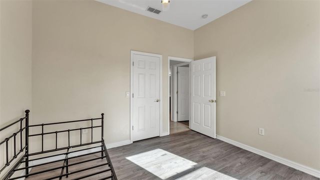 2664 COUNTRY CLUB ROAD N, Winter Haven, FL 33881