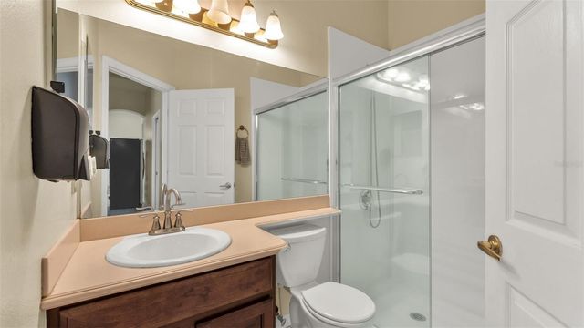 2664 COUNTRY CLUB ROAD N, Winter Haven, FL 33881