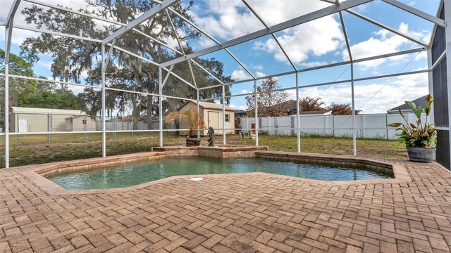 2664 COUNTRY CLUB ROAD N, Winter Haven, FL 33881