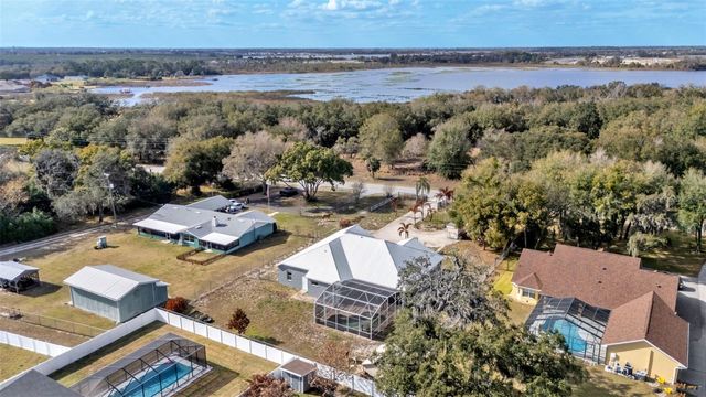 2664 COUNTRY CLUB ROAD N, Winter Haven, FL 33881