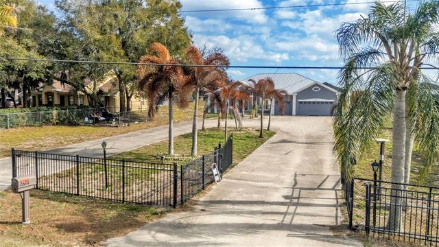 2664 COUNTRY CLUB ROAD N, Winter Haven, FL 33881