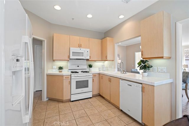 21464 San Bernardo, Mission Viejo, CA 92692