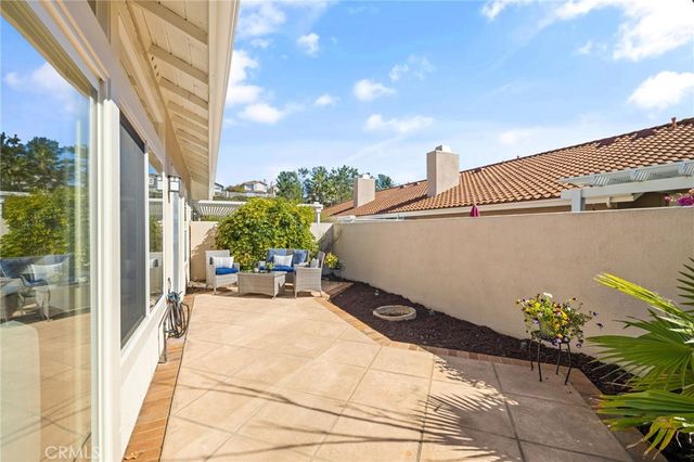 21464 San Bernardo, Mission Viejo, CA 92692