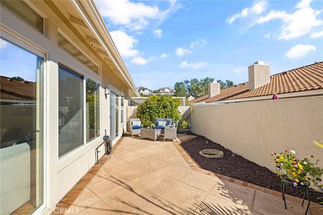 21464 San Bernardo, Mission Viejo, CA 92692