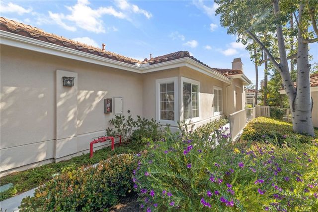 21464 San Bernardo, Mission Viejo, CA 92692