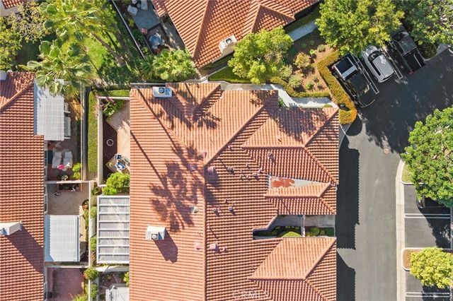 21464 San Bernardo, Mission Viejo, CA 92692