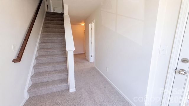 3807 Ernie Drive, Charlotte, NC 28269
