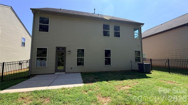 3807 Ernie Drive, Charlotte, NC 28269