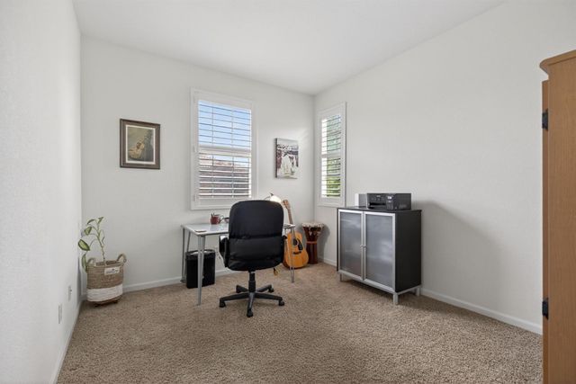 67 Sluice Way, Folsom, CA 95630