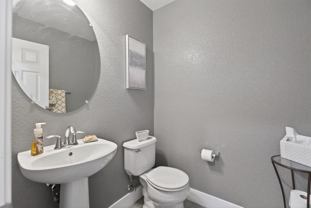 67 Sluice Way, Folsom, CA 95630