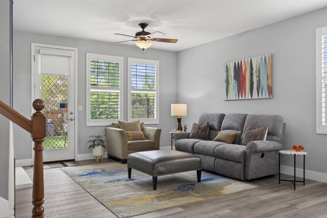 67 Sluice Way, Folsom, CA 95630