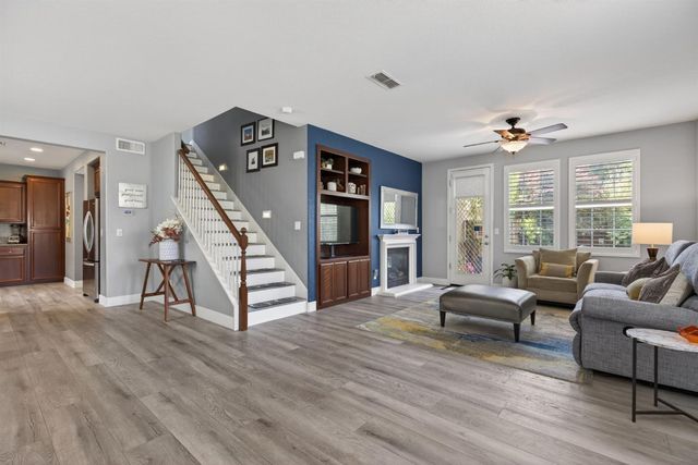 67 Sluice Way, Folsom, CA 95630