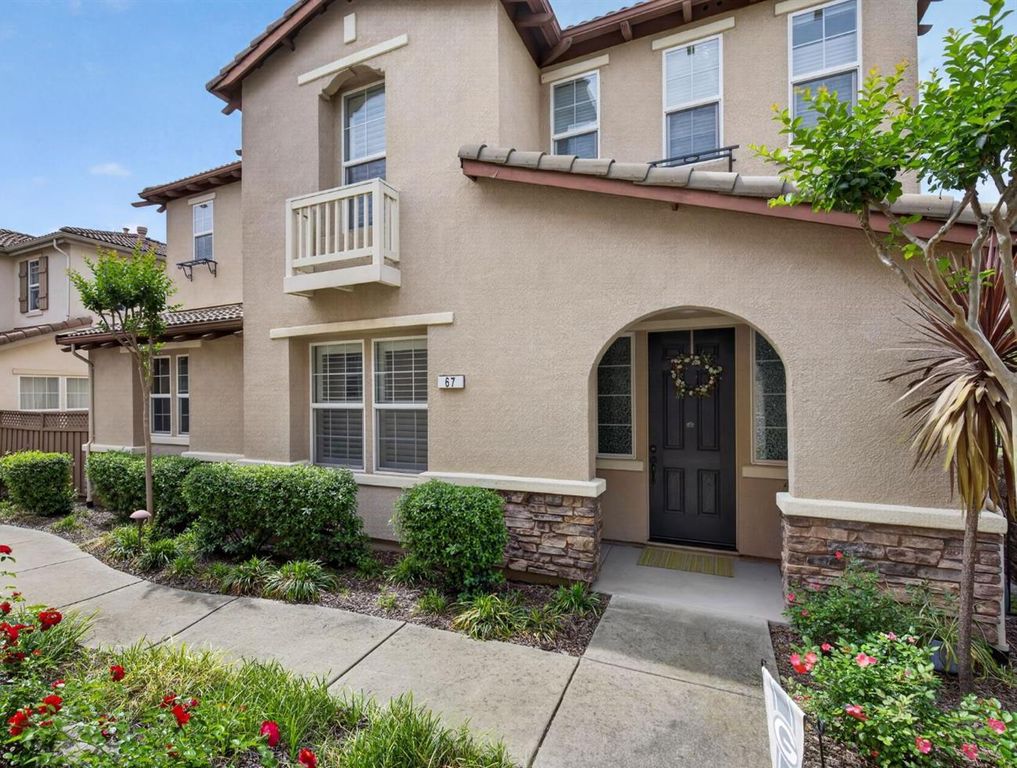 67 Sluice Way, Folsom, CA 95630