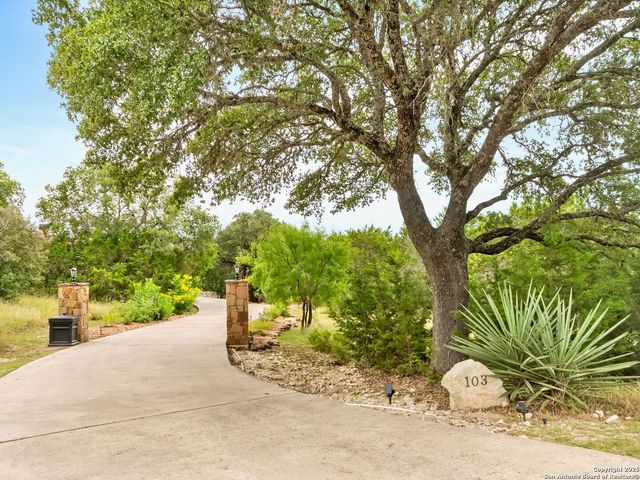 103 Castle Rock, Boerne, TX 78006