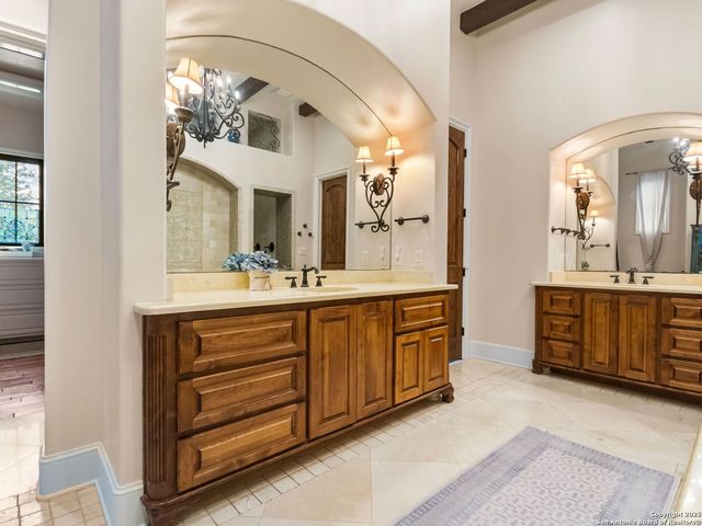 103 Castle Rock, Boerne, TX 78006