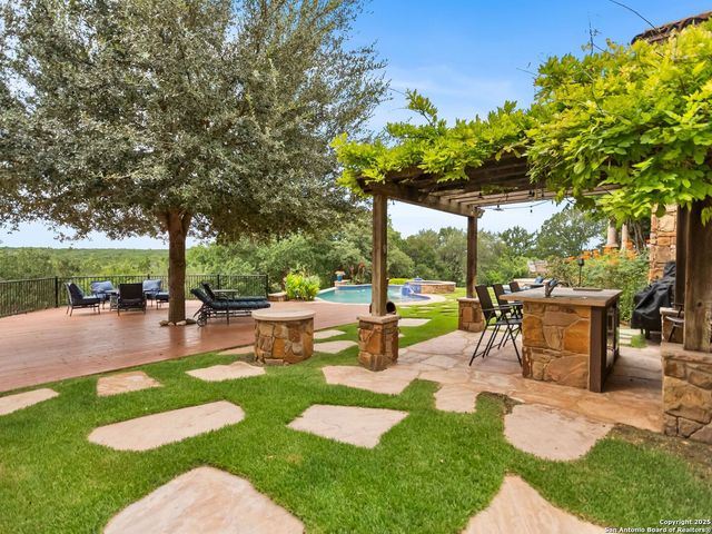 103 Castle Rock, Boerne, TX 78006